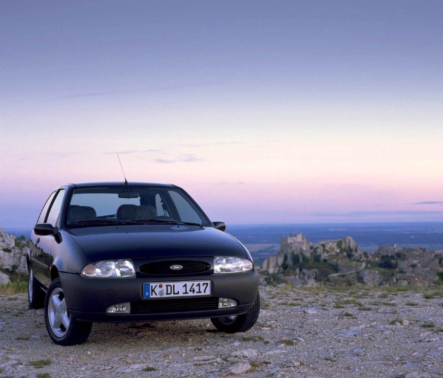  Ford Fiesta 1996 года  (фото 9 из 53)